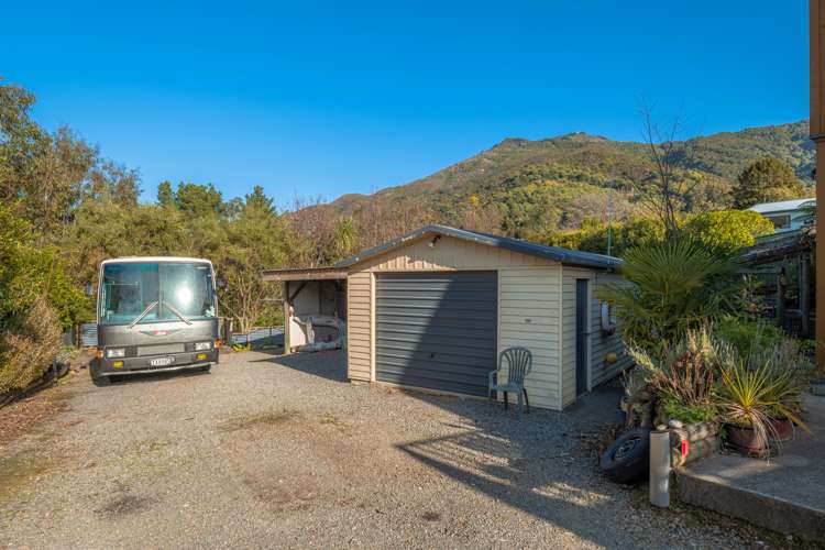 27 Lawrence Street Havelock_21