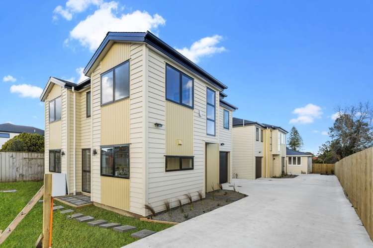 1/49 Puriri Road Manurewa_1