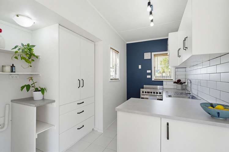 1 Te Kupe Road Paraparaumu Beach_11