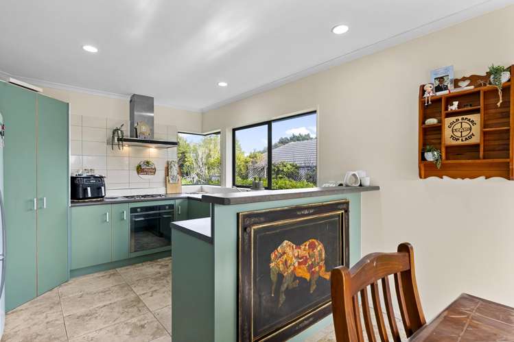 6 Araminta Place Beachlands_3
