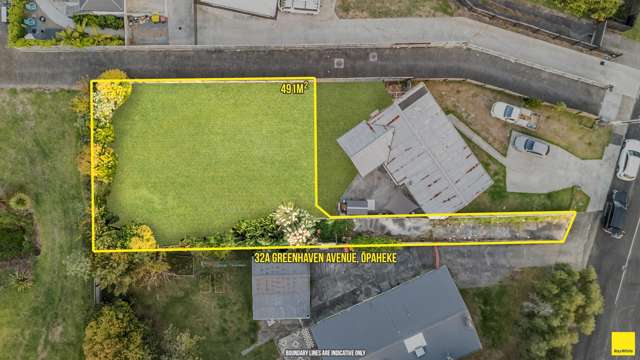 Build Your Dream in Greenhaven Location