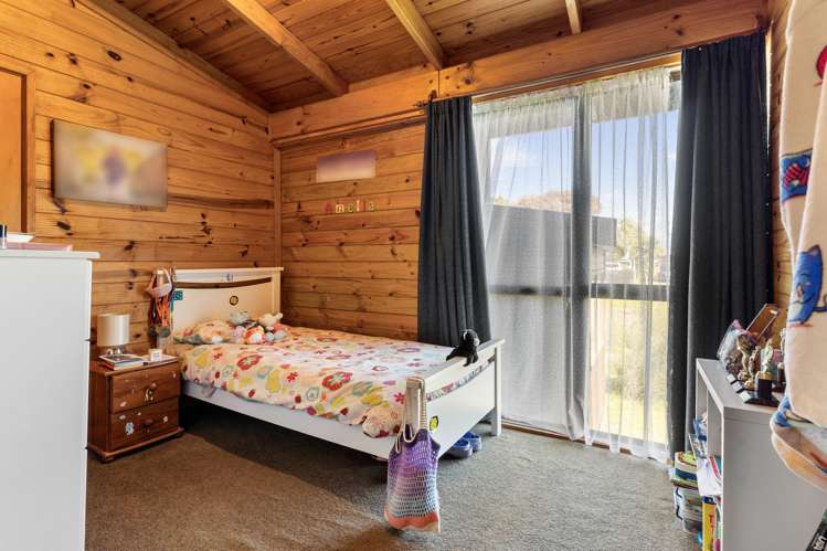 33 Hadley Wood Drive Wattle Downs_14