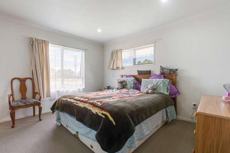 114 Porchester Road Papakura_4