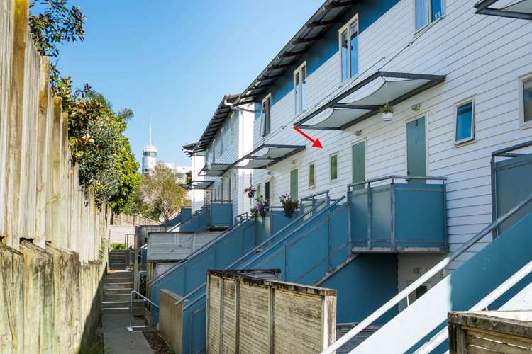 8a/20 Ian Marwick Place Birkenhead_1