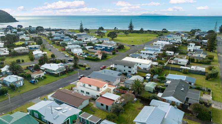 13 Brighton Road Waihi Beach_21