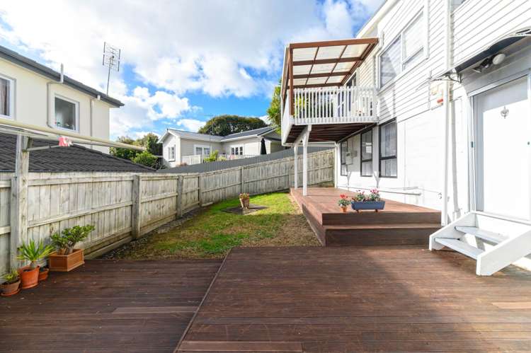 6a Shanaway Rise Hillcrest_23