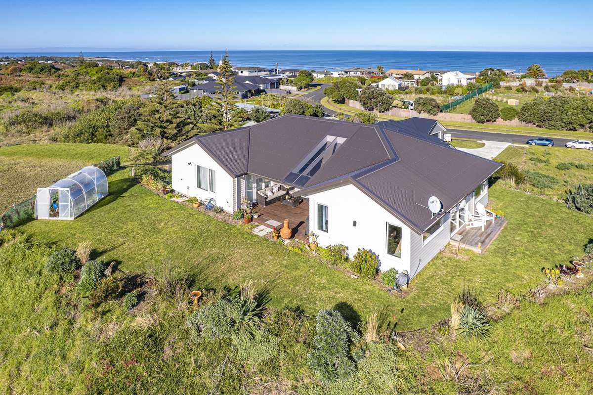 12 Longbeach Drive_0