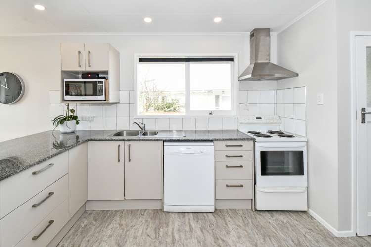 31 Gossamer Drive Pakuranga Heights_3