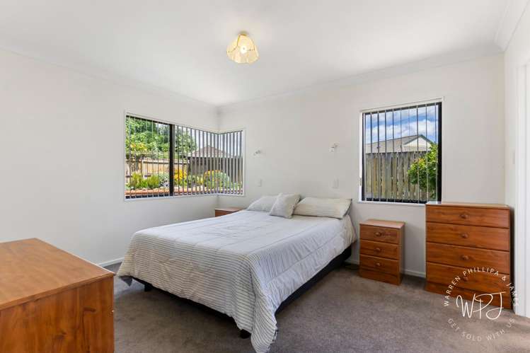 99 Rushgreen Avenue Pahurehure_12