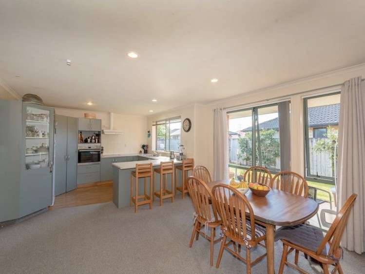 5 Locksley Lane Hamilton East_1