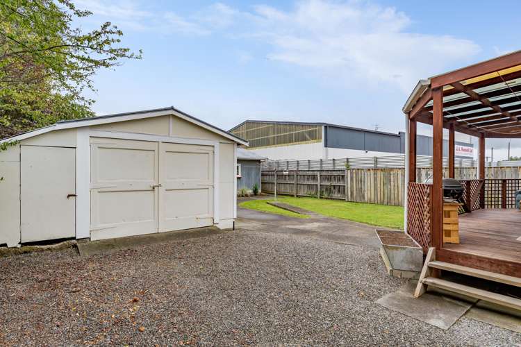 8 Waltons Avenue Masterton_13