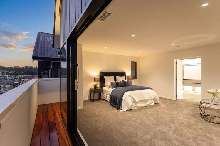 17 Humenga Place Long Bay_23