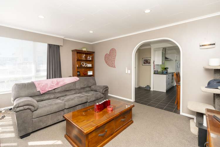 5 Hamblyn Crescent Nawton_4