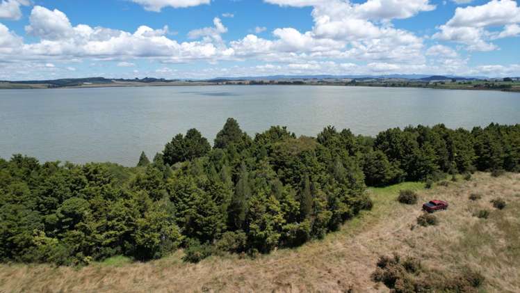 Lake Road Okaihau_14