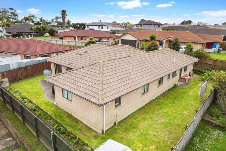 10 Ebanjane Way Clendon Park_10