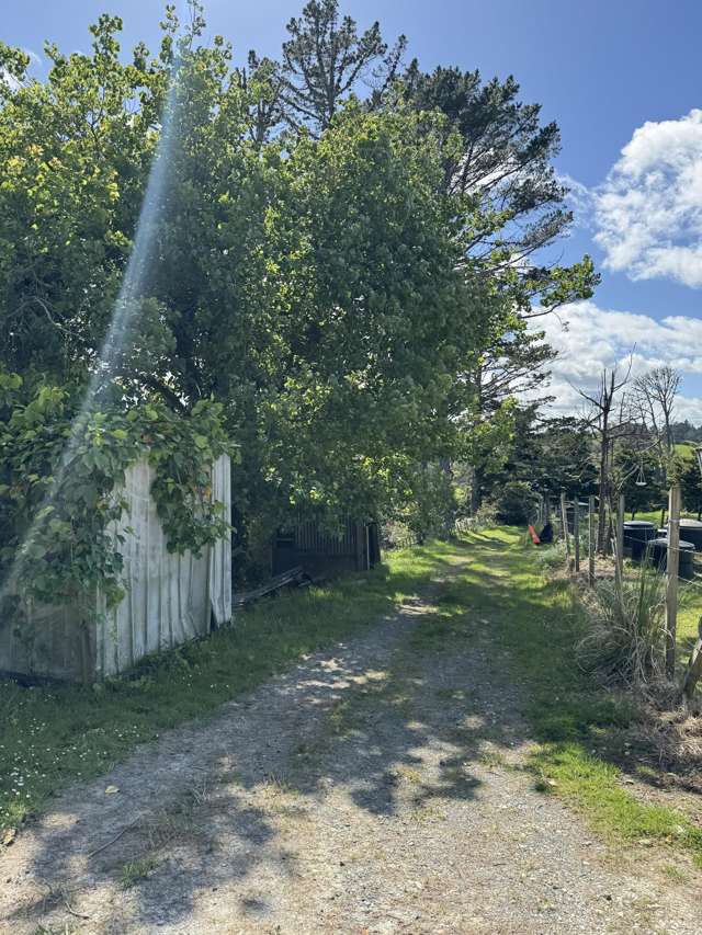 43 The Pines Road Paparoa_2