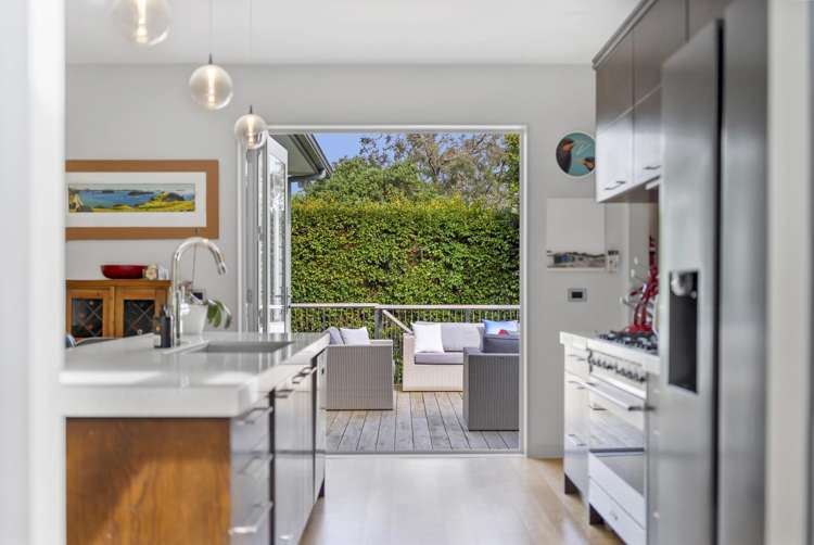 59A Churchill Road_5