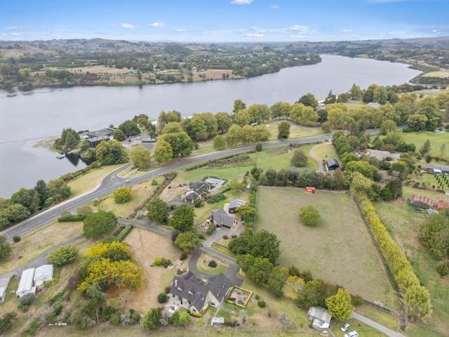 Rare Opportunity - Right By Karapiro Lake!