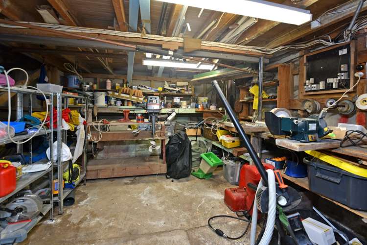 23 Tiri Tiri Road Birkdale_16