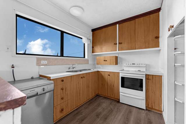 141 Centreway Road Orewa_2