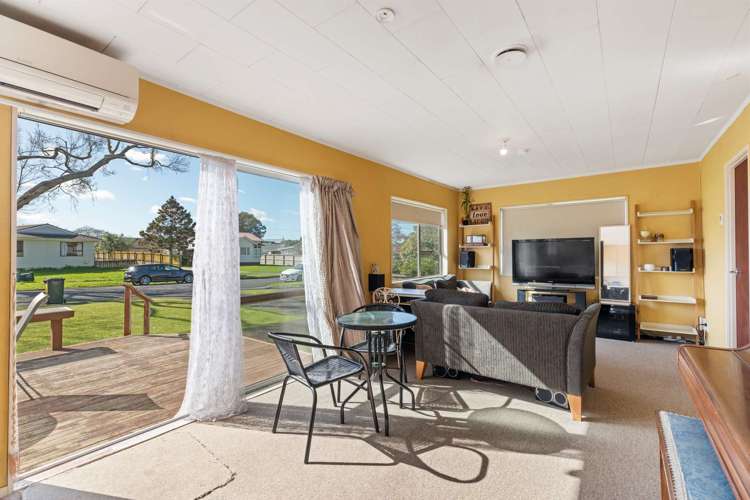 1/30 Waiari Road Conifer Grove_3