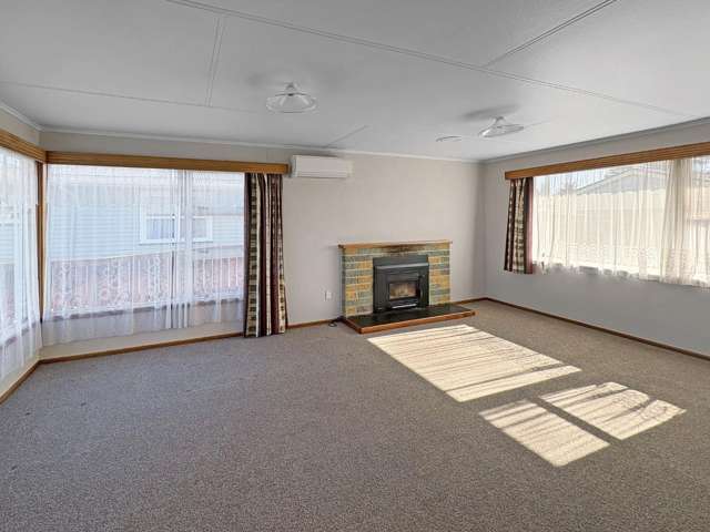 8 Mark Perreau Place 1206_1