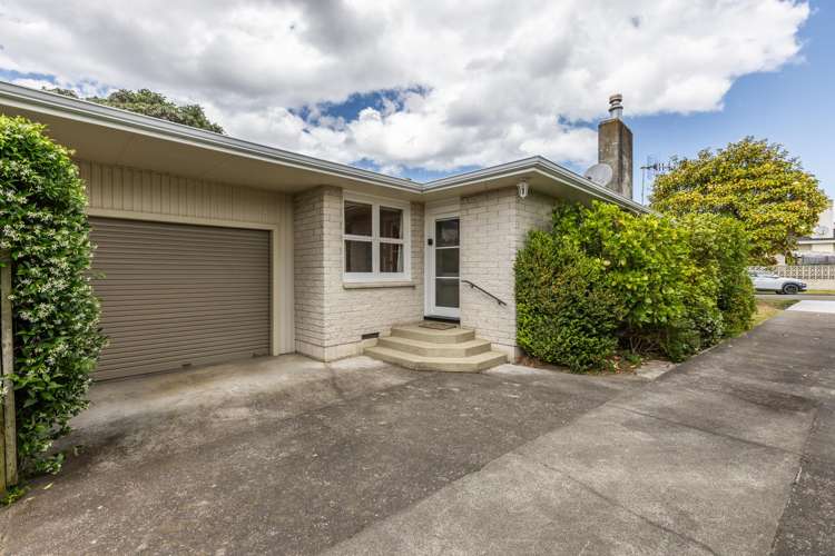 2A George Place Havelock North_15