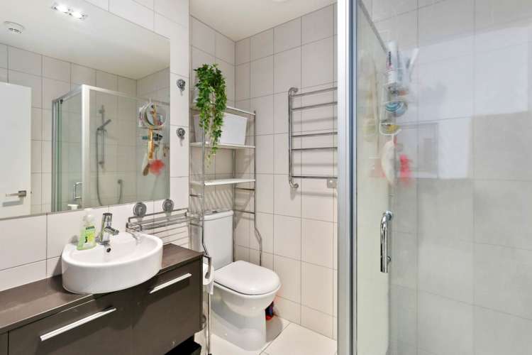 6n/435 New North Road Kingsland_11