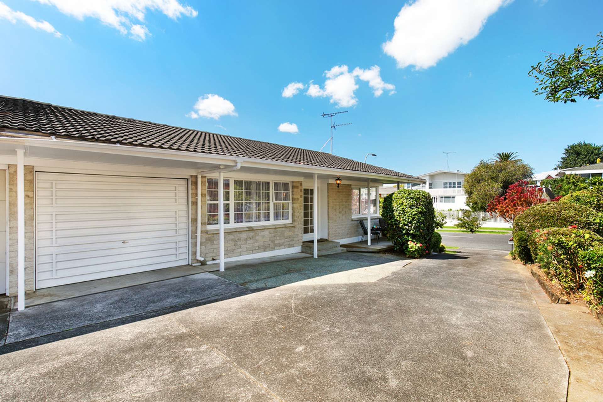 1/16 Larne Avenue Pakuranga Heights_0