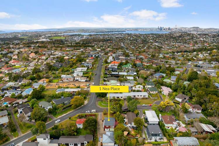 1/1 Nea Place Hillcrest_16