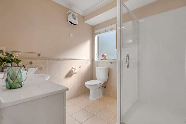 27 Franshell Crescent East Tamaki_15