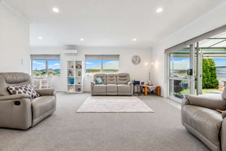 16/8 Village Place Tuakau_4