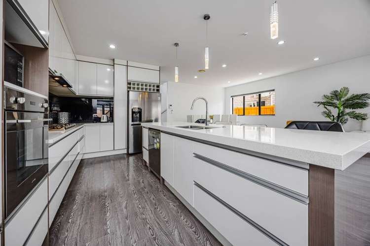 3 Castlederg Drive Flat Bush_7