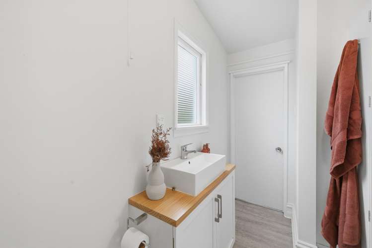 176 Macmaster Street Richmond_24
