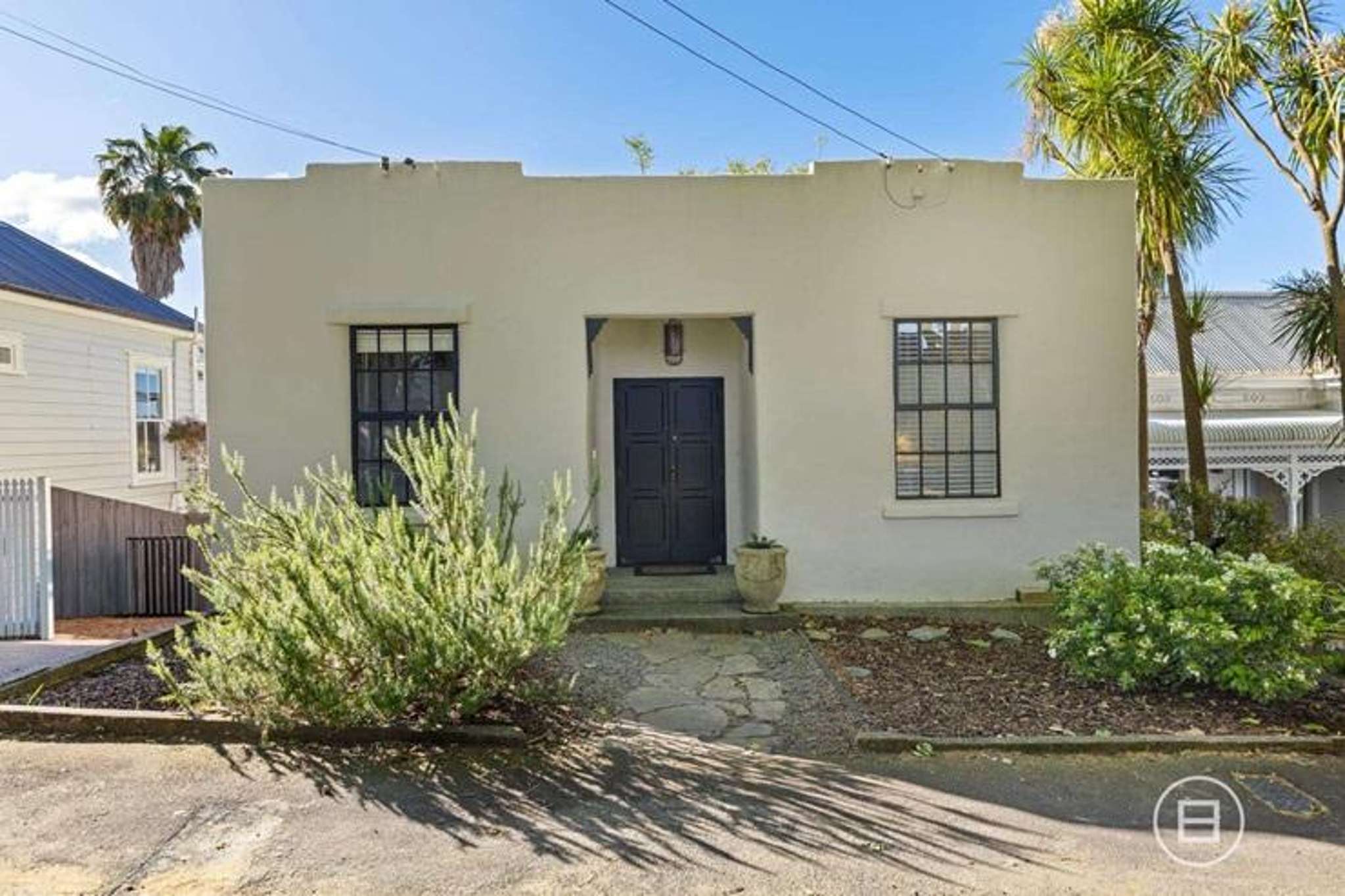 Legendary Grey Lynn party house for sale