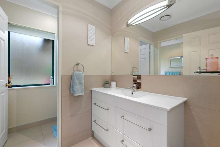 13 Guernsey Place Grandview Heights_13