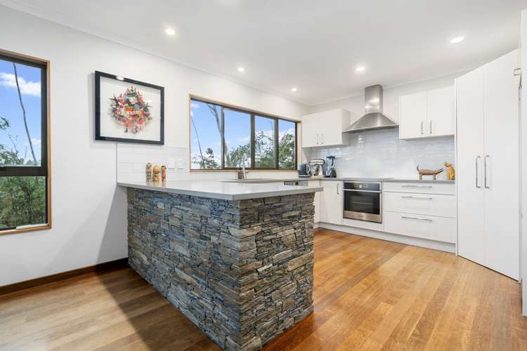 197 Carter Road Oratia_12