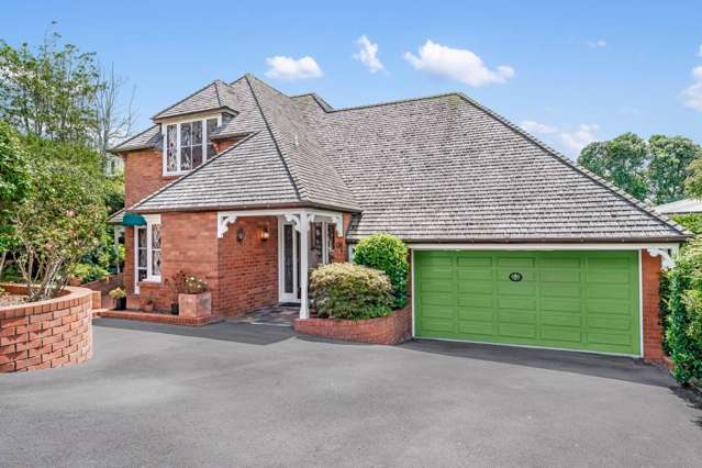 Very, Very English Country Garden