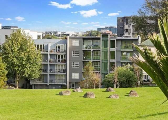 Ready to move in - fully furnished unit