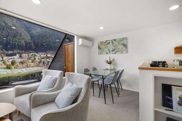 6T/108 Hallenstein Street Queenstown_1
