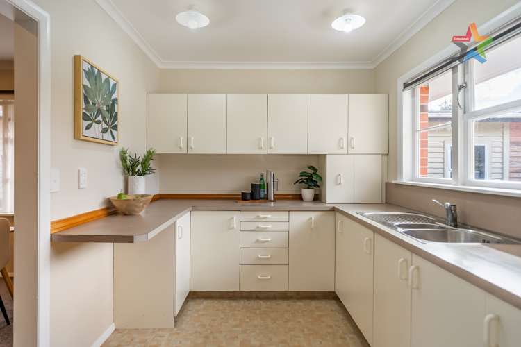 9 The Square Manor Park_9