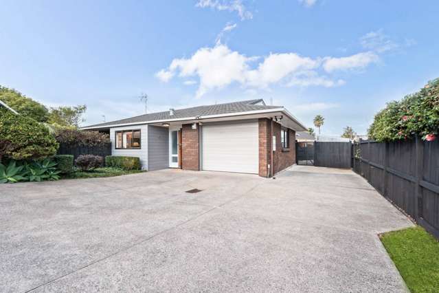 2/79 Mirrabooka Avenue Botany Downs_1