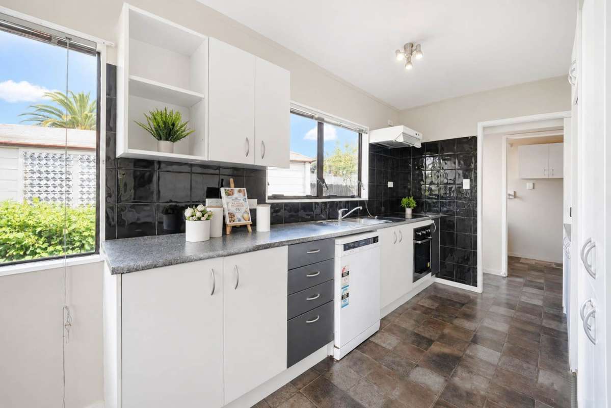 15 Hassan Drive_3