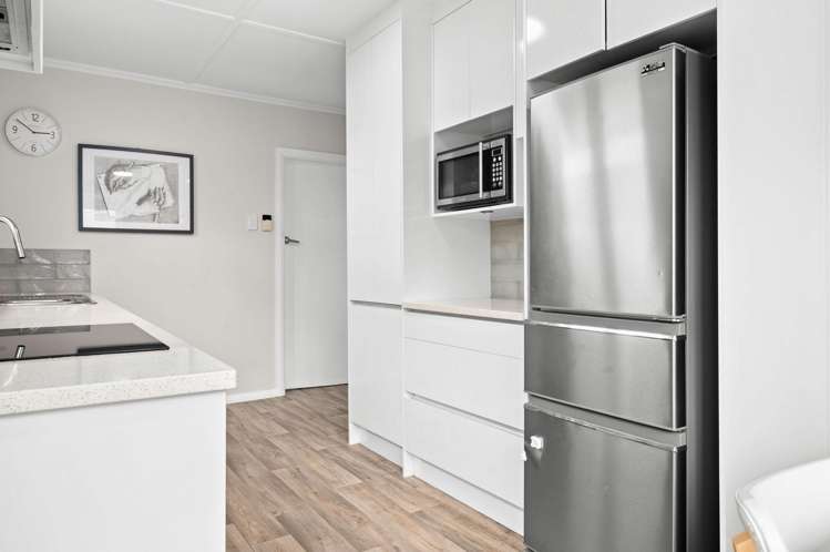 20 Pinfold Avenue Hamilton East_9