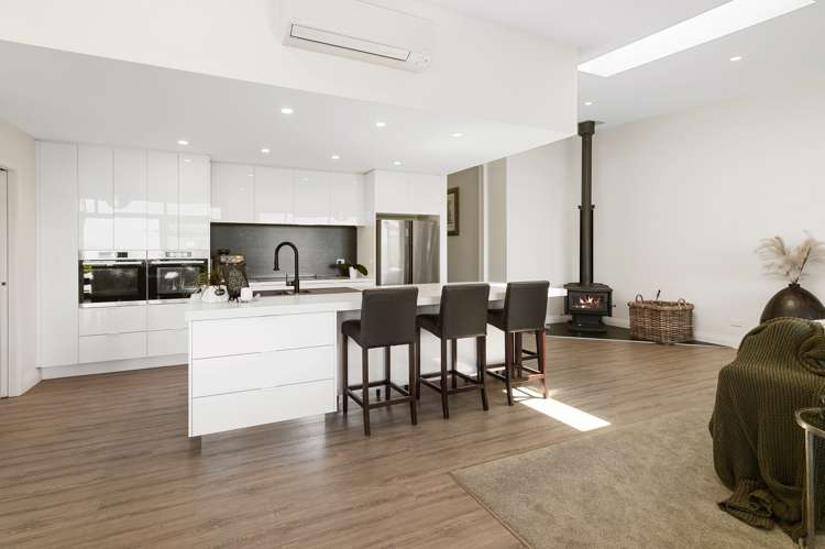 19h Te Mu Road Lake Tarawera_11