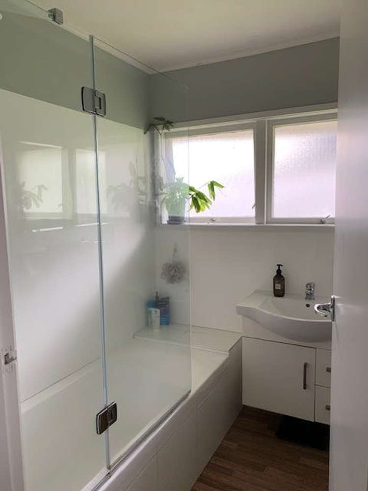 2/4 Dewsbury Terrace Castor Bay_12