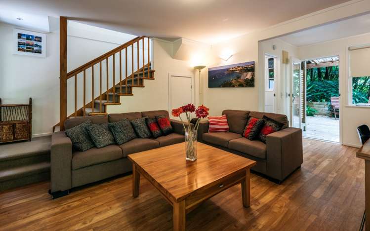 211 Ocean View Road Oneroa_13