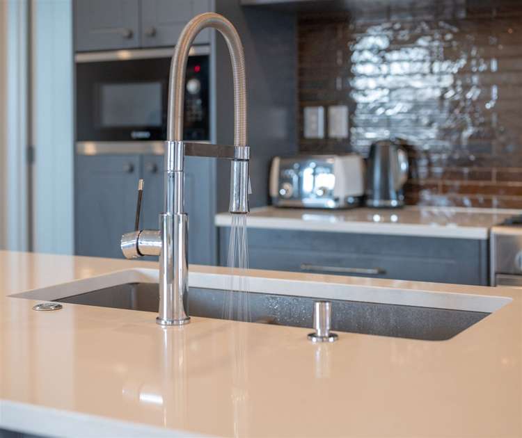 2 Madden Avenue Kumeu_6