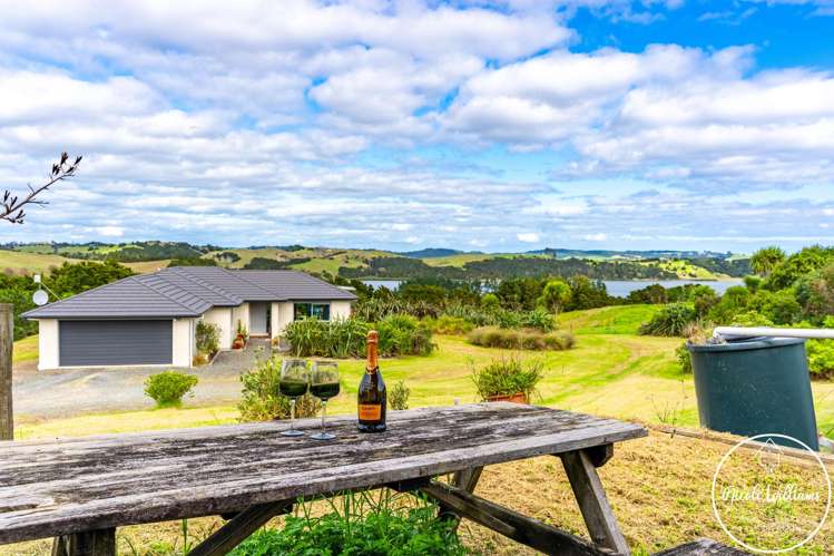 297 Heatley Road Whakapirau_32
