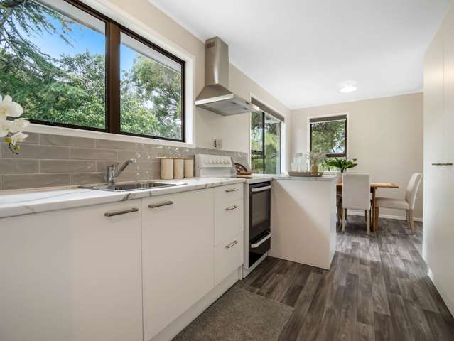 Your own tree-lined pocket of Pukete